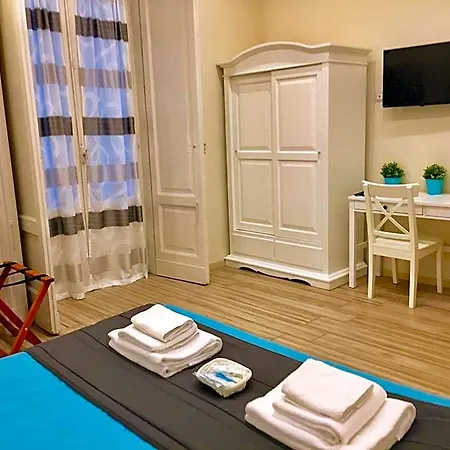 Bed and Breakfast Da Polly A Piazza Amedeo