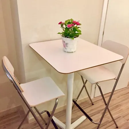 Da Polly A Piazza Amedeo Неаполь